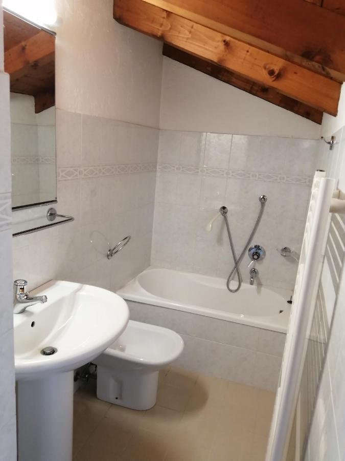Вилла Casa Orfea Стреза Экстерьер фото